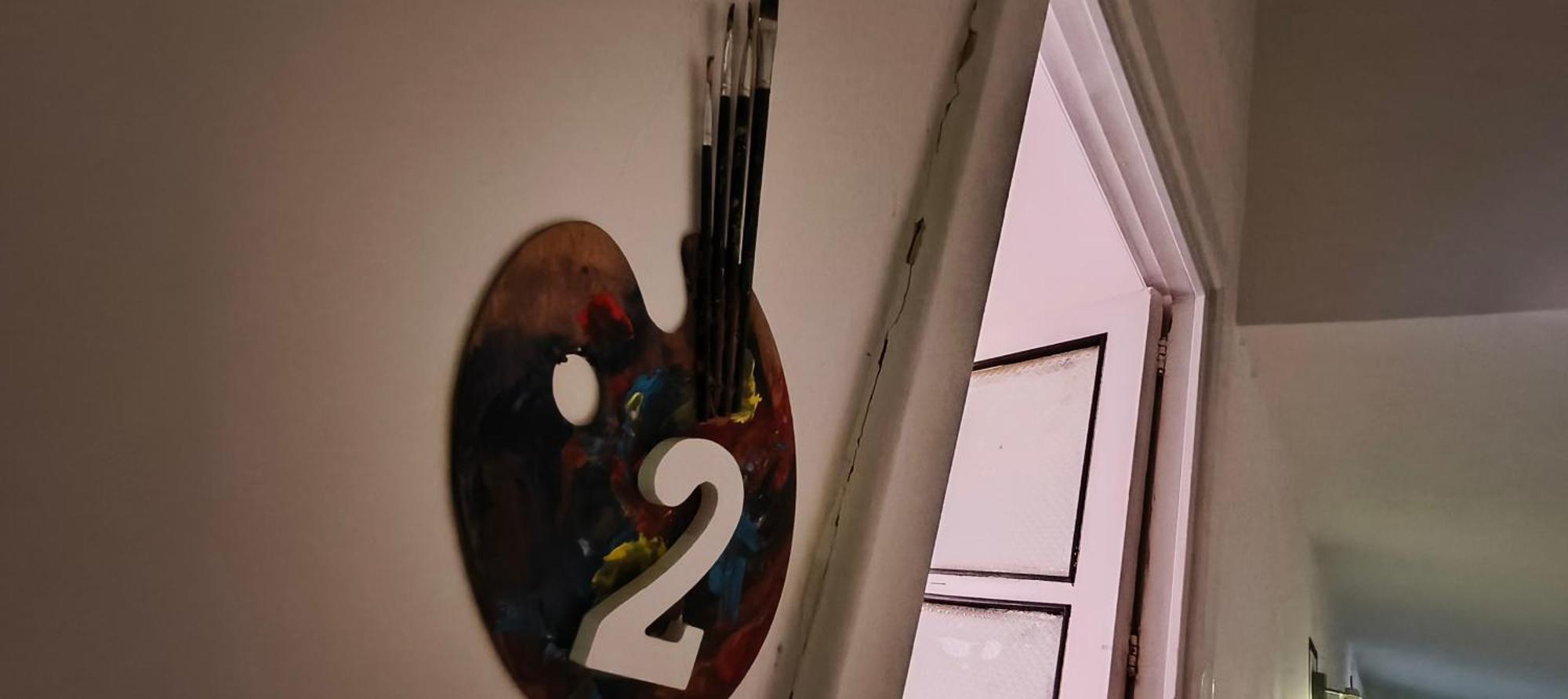 Downtown Art In Town Couette-café